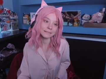 Miss_astravert • ahegao • Serbia • public