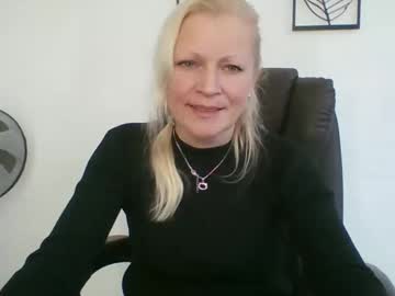 Miss_natalix, Hello everyone, I am glad to meet you and start our first dialogue #new #mature #nonude #milf #lady [163 tokens remaining], webcam photo