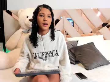 Missbrasil_, 19 years old, ?Body tour ? [117 tokens left] #latina #teen #new #ebony #smalltits, webcam photo