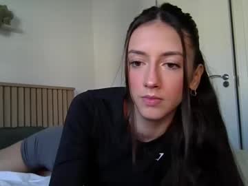 Missfreyaxo, 18 years old, First day, kinda nervous lol x #new #18 #excited, webcam photo