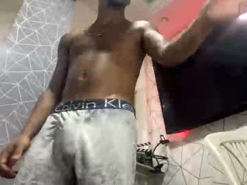 Mlkmachodominador • Rio de Janeiro, Brazil • public