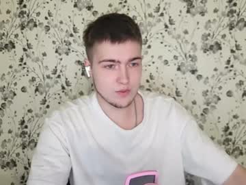 Live gay cam model Mobidick0219 yrs streaming now in HD