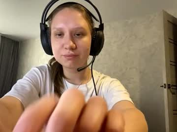 Moirahur, 18 years old, Goal -->??Show feet??Hey guys! My name is Lina and it's my first day here:) Let's have some fun #new #18 #cute #teen #young [0 tokens remaining], webcam photo