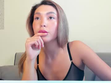 Molly_anderson_, goal -For a good start #shy #new #teen #daddy #bigass [19 tokens remaining], webcam photo