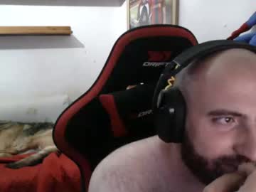 Morenoch19 big cock cam stud 28 yrs streaming live