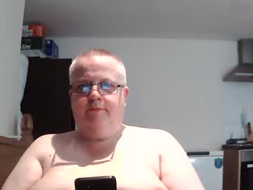 Live gay cam model Mralistairgoldiegmailcom57 yrs streaming now in HD