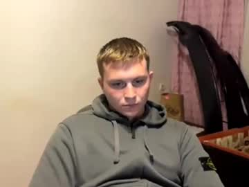 Mrheat_ • new18y • In your mind • public