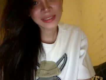 Skinny Asian cam girl Ms_guni2 live in HD