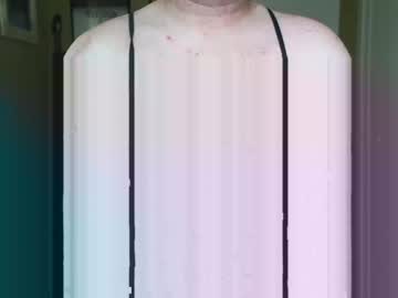Msbethy • sissy • Near u? • public