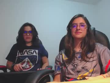 Multiorgasmic_6, 24 years old, Goal: ????Get off shirts???? #hairypussy #latina #new #lesbian #smalltits - Next Goal: ?Get off panties?, webcam photo