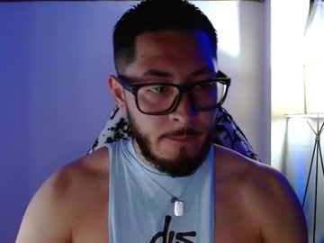Muscle_cock32, 25 years old, oil in the chest  #young #oil #muscular #pvt #bigcock [45 tokens remaining], webcam photo
