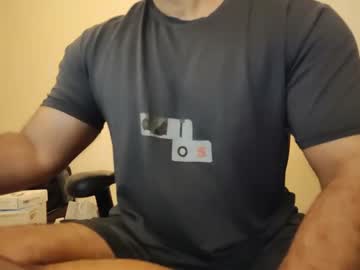 Hairy cam model Muscleqatar live now