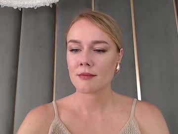 Myloo15 • stripdance • France • private