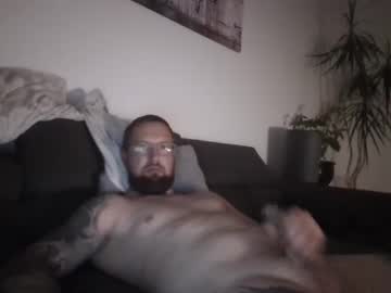 Naise1984 big cock cam stud 40 yrs streaming live