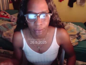Hairy cam model Nalgomi420_ live now