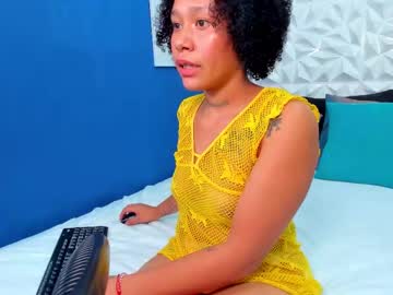 Catch me live as Naomi_klum, age 18 yrs in premium male cam shows