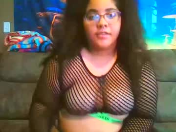 Navayasky_27 • bigboobs28y • Missouri, United States • public