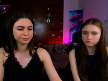 Nekky_mouse, 20 years old, GOAL: bit my lips [813 tokens remaining] hello! ? feeling exciteeed #18 #pvt #nonude #lovense #shy, webcam photo