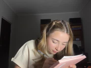 Nelidatudruj, 18 years old, GOAL: ?Show my sexy cute dress? #teen #new #18 #cute #blonde [11 tokens remaining], webcam photo