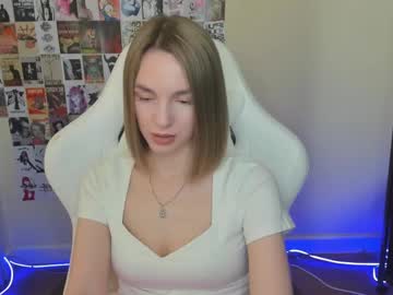 Nessadiaz, 19 years old, GOAL: Sensual dance 333 [993 tokens remaining] Welcome to my room! #18 #feet #blonde #nonude #skinny, webcam photo