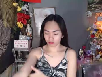 Skinny Asian cam girl Nica_lovesyou live in HD