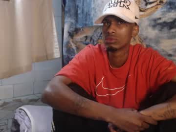 Hairy cam model Nicheboy5555, 25 yrs live now