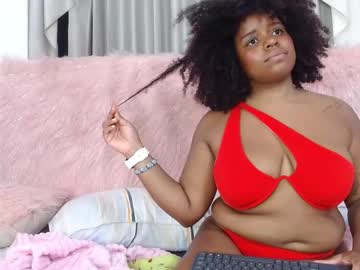 Nickky_parker, 28 years old, GOAL: saliva on my boobs [64 tokens remaining] ? Welcome to my room ? Brunnette Cutie here !!! ^_^ <3 Let me See your Support <3  #squirt #bigboobs #bigass  #latina  #new, webcam photo