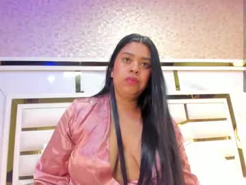 Squirting cam girl Nicole_sml age 30 yrs live now