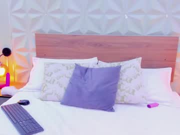 nicolee_angels - Live Performer