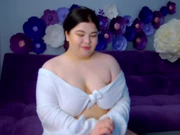 Nikkyford • bbw22y • Your  heart • public