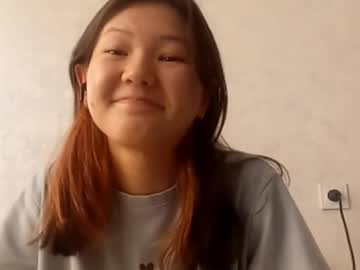 Nilsagosse, 18 years old, show my artbook<3 Hi my name is Kristina this is my first day! #new #18 #teen #natural #asian [0 tokens remaining], webcam photo