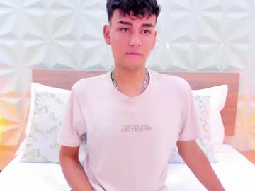 nix_peach - Live EU Performer
