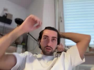 Njaho, WATCH ME PLAY ICH BEWERTE EURE SONGS!????? ?? #bigkock #18 #muscle #german, webcam photo