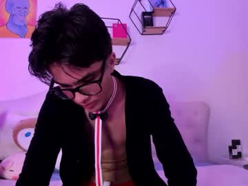 Live gay cam model Noha_natan streaming now in HD
