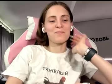 Noreenklinkenberg, 18 years old, ?Eyes close to cam?  It’s my first time doing this... I’m still #shy, but a little curious too. I just turned #18, I’m #new here, and maybe a bit too #cute for my own good. #tee [9 tokens remaining], webcam photo