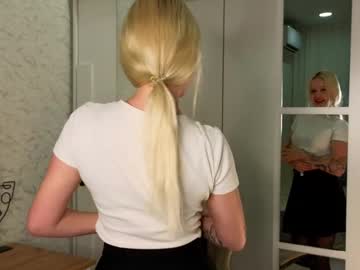 Odelynharvison, 18 years old, goal: Looking up+tease with my skirt  ? Hi! My name is Elsa, I'm #18 y.o., #new and #skinny girl. #teen #shy [25 tokens remaining], webcam photo