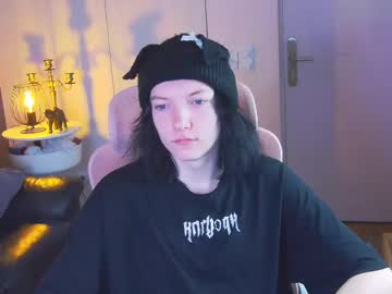 Orinore big cock cam stud 19 yrs streaming live