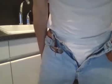 My live show as paco15000 (underwear, jeans, cut) streaming now