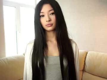 Palmiratownzen, 18 years old, first steps here Goal: Try a ponytail on my head with hands 6_6 i'm #new here <i'm #young #18 #asian and very very #shy [0 tokens remaining], webcam photo