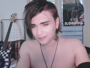 Panther_cap • goth99y • Nisam ovde, nisam tamo. Nisam nigde, dal' si samnom? • public