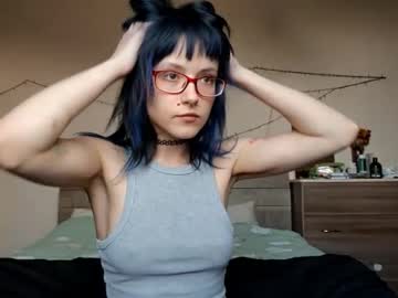 Pastynieman, 18 years old, goal:  show the tongue #new #shy #18 #young #cute [22 tokens remaining], webcam photo