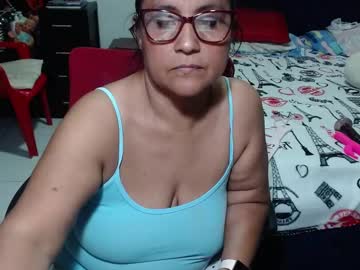 pervert_mommy_x - Live EU Performer