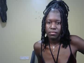 Squirting cam girl Petite_anyaa age 21 yrs live now