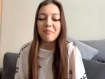 Phebemitsch, 20 years old, Goal:<take off my bra> My name is Anna  #new , new experience to me, hope it turns out well :3  #skinny #young #18 #shy [22 tokens remaining], webcam photo