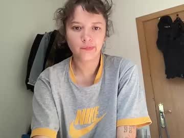 Hairy cam model pikawiii (natural, cuteface, sensual, pvt, hairy) streaming live in HD
