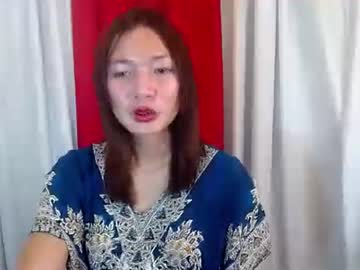 Skinny Asian cam girl Pinay_inna live in HD