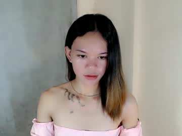 Skinny Asian cam girl Pinay_maxine live in HD