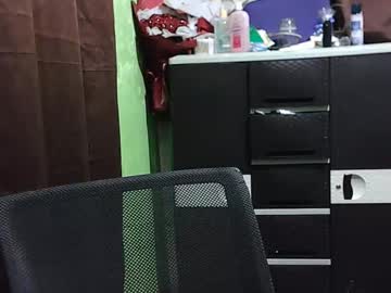 Skinny Asian cam girl Pinayligaya22 live in HD