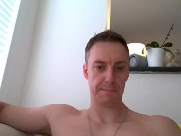 Catch me live as Ploki2000 in premium male cam shows