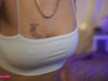 Plump_bums, 23 years old, Goal: 1g-cream on boobs 2g-we'll figure it out together #bigtits #bigass #teen #lovense #new, webcam photo